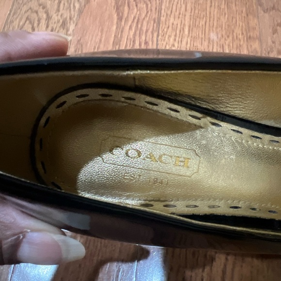 Coach Sheri Black Patent Leather Pumps Shoes Women Sz 8 Career Minimalist - Picture 7 of 12